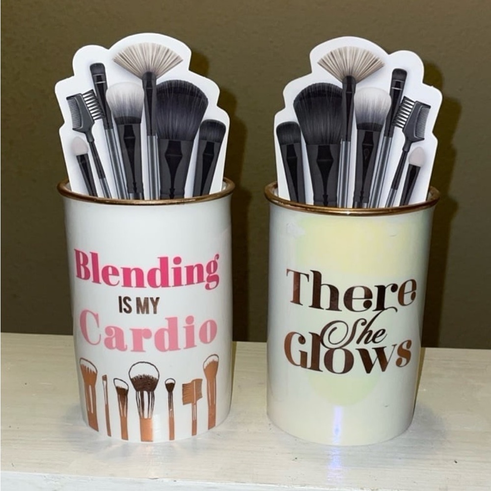 Makeup Brush Holder Set with Fun Quotes